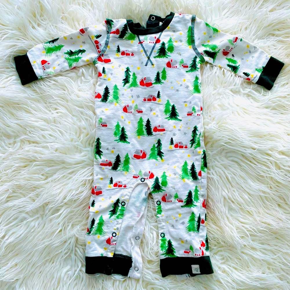 Like New Worn Once Burt’s Bees Baby Forest Green Cabin Romper One Piece